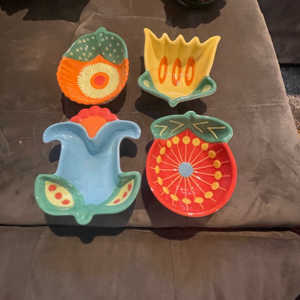 Handcrafted and hand painted Mexican condiment bowls